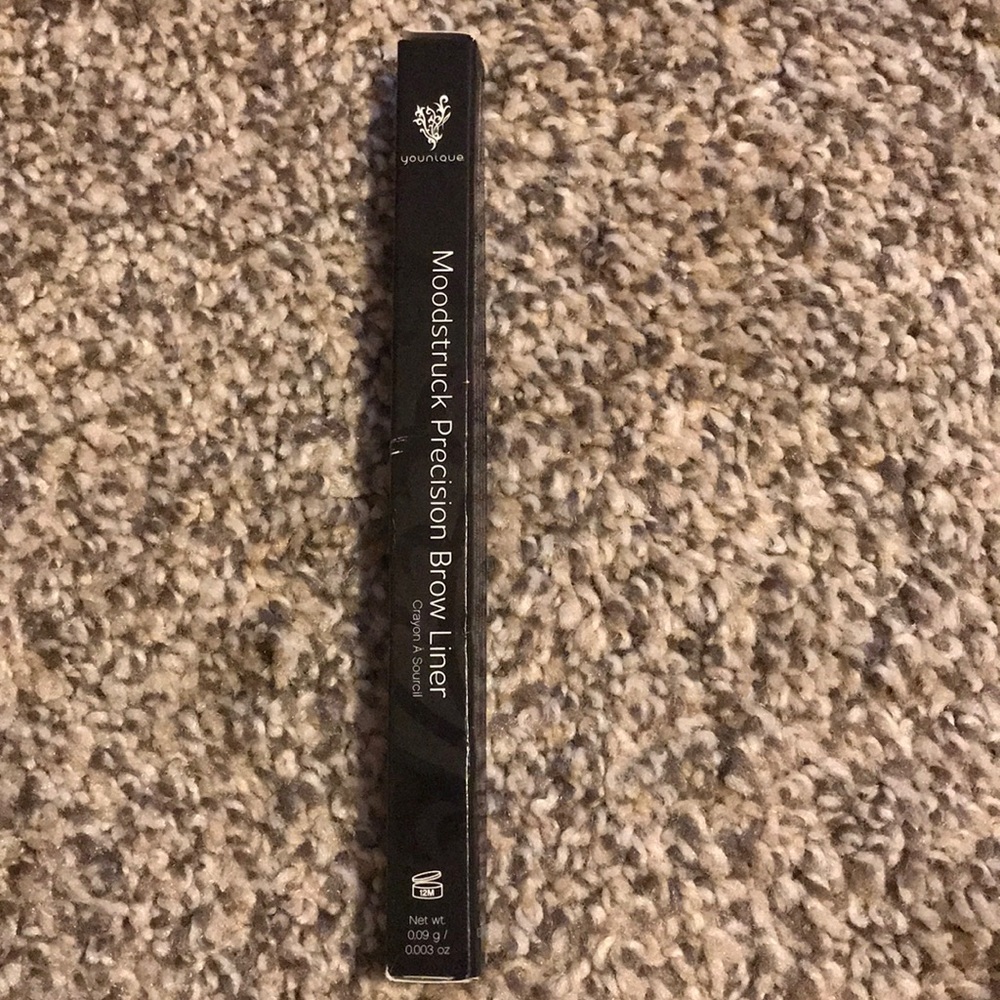Younique brow liner